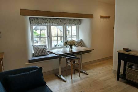 Skittles - Charming One Bedroom Apartment - Parking - Easy Access To Bath Box  Zewnętrze zdjęcie