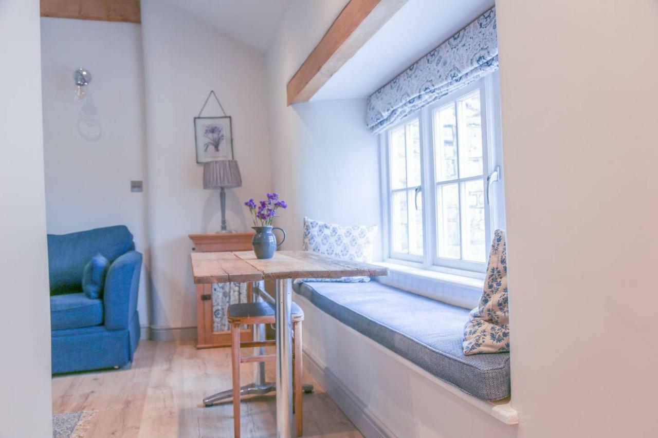 Skittles - Charming One Bedroom Apartment - Parking - Easy Access To Bath Box  Zewnętrze zdjęcie